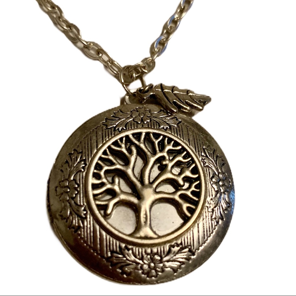 Locket necklace tree of life